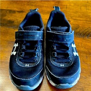 Under Armour boys sneakers